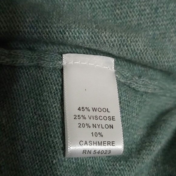 Banana Republic bluish green triple ruffle sweater - Picture 5 of 5